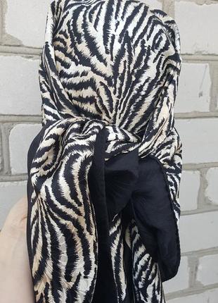 Шелковый платок с принтом зебра итальялия7 фото