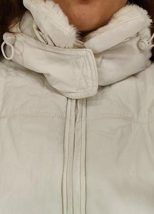 Біла зимова курточка пуховик6 фото