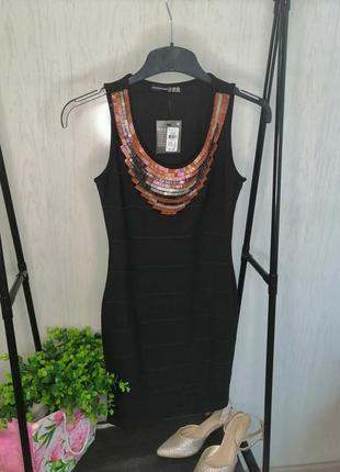 Платье черное бандажное платье на очень стройную девушку с африканскими мотивами бисер1 фото