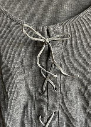 Топ в рубчик з шнурівкою