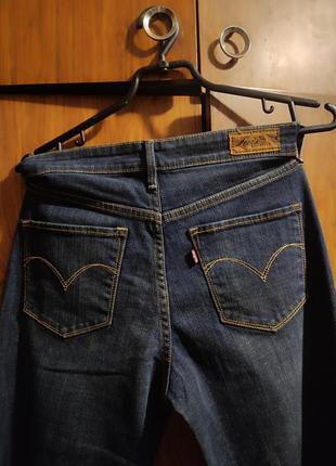 Женские джинсы от бренда6 фото