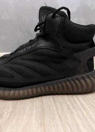 Зимние кроссовки adidas waterproof