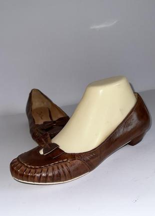 Шкіряні жіночі туфлі балетки 36-й розмір.