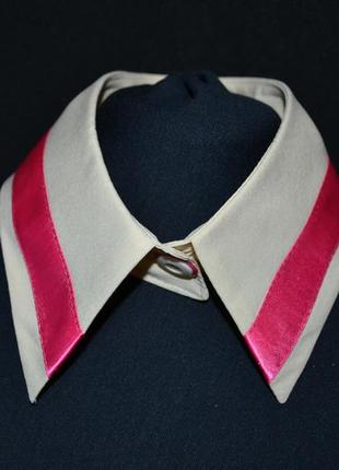 Молочний комірець з рожевою стрічкою