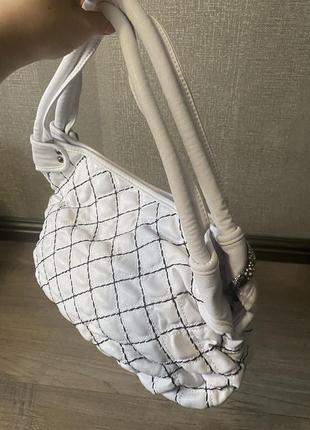 Класична світла сумка 2