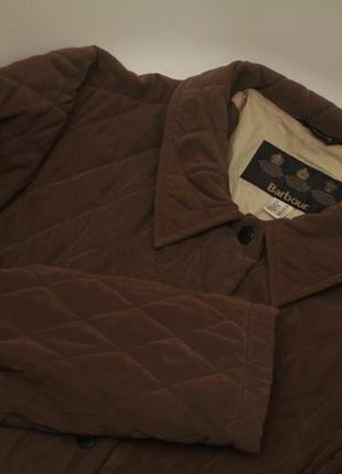 Barbour shaped m/fibre quilt short  eur 44 l-xl стеганная куртка7 фото