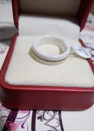Кольцо из белой ювелирной керамики4 фото