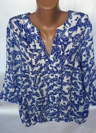 Шикарна блуза у метелика