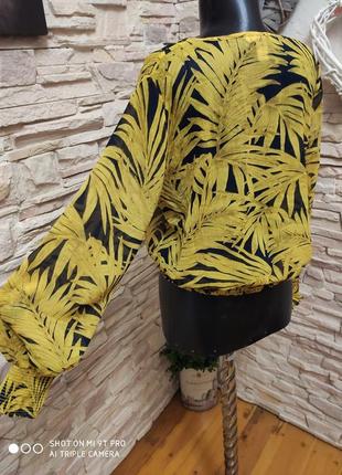 Легка блуза від h&m в трендовий принт пальми7 фото