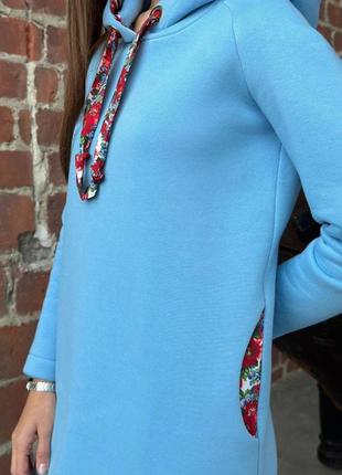 Платье женское длинное голубое теплое на флисе с капюшоном3 фото