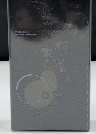 Escentric molecules molecule 03