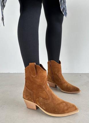 Трендові руді жіночі черевики-козаки демісезонні,вкорочені ковбойки пісочні осінні,замшеві,на осінь2 фото