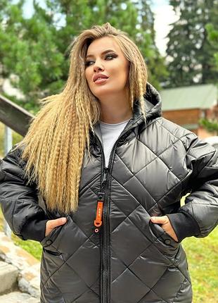 Куртка зимова з капюшоном