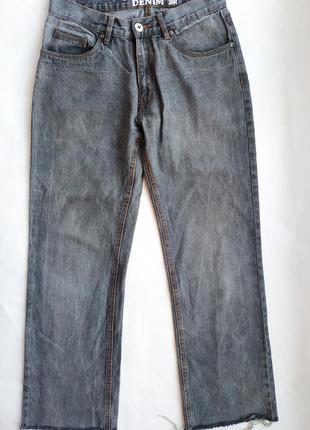 Джинси з високою посадкою вільного крою