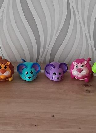 Игрушка заводная.