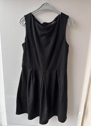 Чорна сукня, чорне плаття, класичне плаття, стильне плаття
