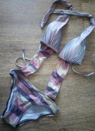 Бомбезний купальник