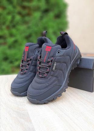 Зимние женские кроссовки outdoor black red черного из красного цветов термо