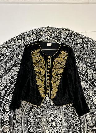 Винтажный бархатный пиджак с вышивкой из золотых нитей на круглых пуговицах винтаж
