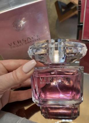 Versace bright crystal парфуми