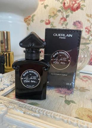 Guerlain la petite robe noire black perfecto1 фото