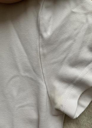 Базовая белая футболка с v вырезом lindex в стиле zara h&amp;m3 фото