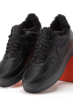 Зимові чоловічі кросівки nike air force 1 low winter black fur чорного кольору хутро