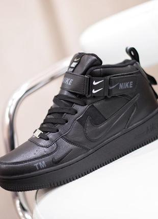 Nike air force 1 mid кросівки жіночі шкіряні зимові з хутром відмінна якість ботінки сапоги високі теплі найк форс чорні