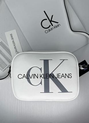 Женская сумка calvin klein crossbody bag  белая