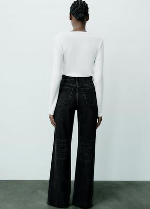 Джинсы high-rise wide leg от zara