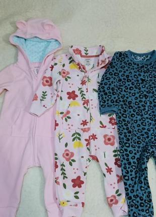 Продам фірмові чоловічки( ромпери) carter's 6-9 мім