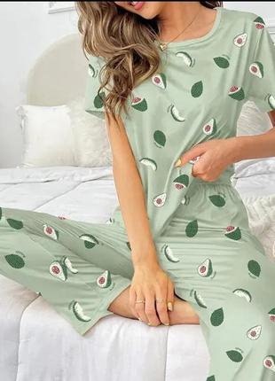 Акція піжама жіноча зелена авокадо + маска для сну