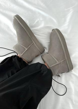 Сапоги теплые ugg ultra mini light grey suede (мех)3 фото