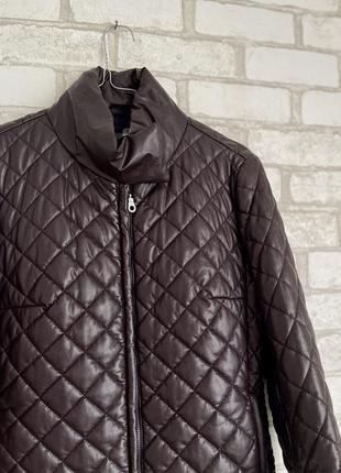 Осенняя зимняя куртка из экокожи в размере s-xs (42) от бренда stile benetton3 фото
