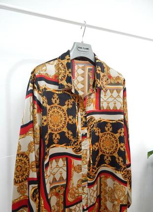 Фантастическое платье-рубашка с принтом цепи китецы в виде versace3 фото