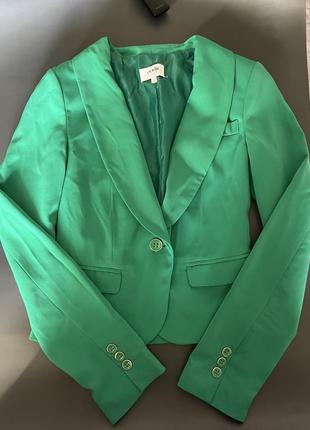 Зеленый пиджак xs-s