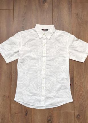 Чоловіча сорочка теніска вишитий візерунок