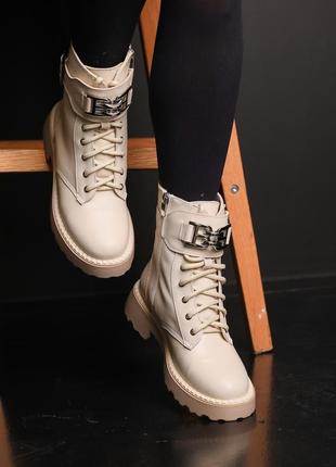 Стильные бежевые комфортные женские зимние высокие ботинки, поверберцы кожаные,натуральная кожа и мех3 фото