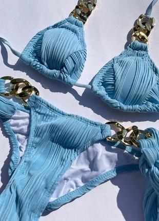 Купальник женский раздельный голубой с цепями7 фото