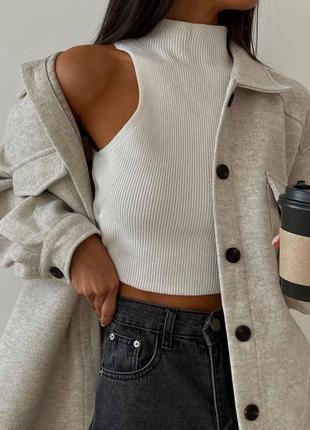 Топ в рубчик с горлом