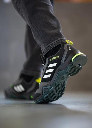 Шикарні стильні кросівки "adidas terrex gore-tex"3 фото