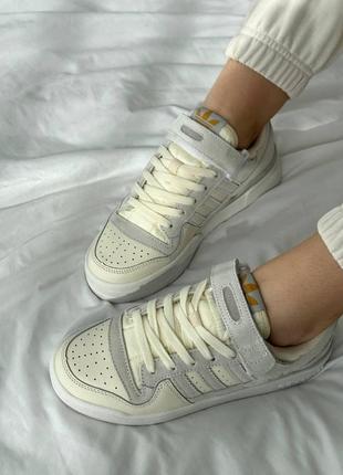 Кроссовки adidas forum light beige3 фото