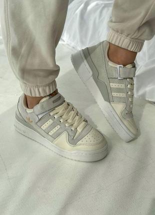 Кроссовки adidas forum light beige6 фото