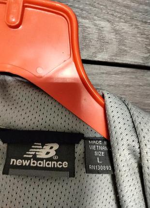 Продам чоловічу оригінальну вітровку new balance4 фото