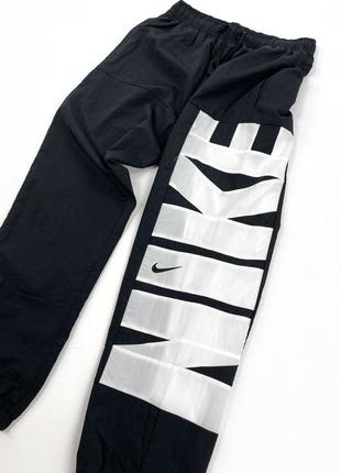 Nike big logo спортивки