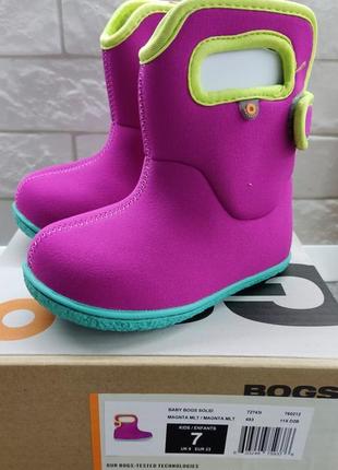 Нові водонепроникні дитячі чоботи bogs