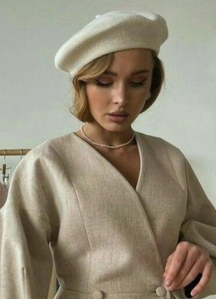 Берет женский белый молочный шерстяной теплый фетровый французский классический женские шапки береты1 фото