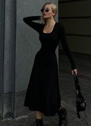 Платье миди на длинный рукав с вырезом в зоне декольте на завязках качественная трендовая черная малиновая