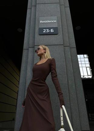Платье миди на длинный рукав с вырезом в зоне декольте на завязках качественная трендовая коричневая6 фото