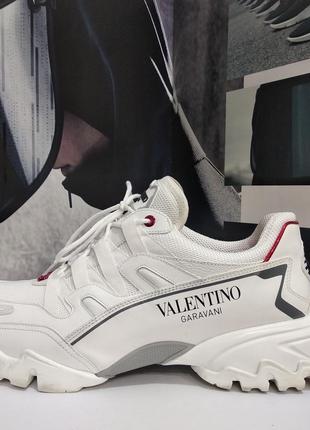 Кроссовки valentino